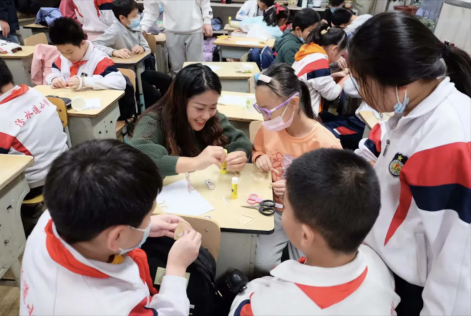 我为群众办实事土木工程学院前往汾水道小学开展中小学课后服务工作